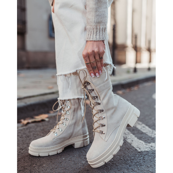 Beżowe botki ocieplane skóra zamszowa