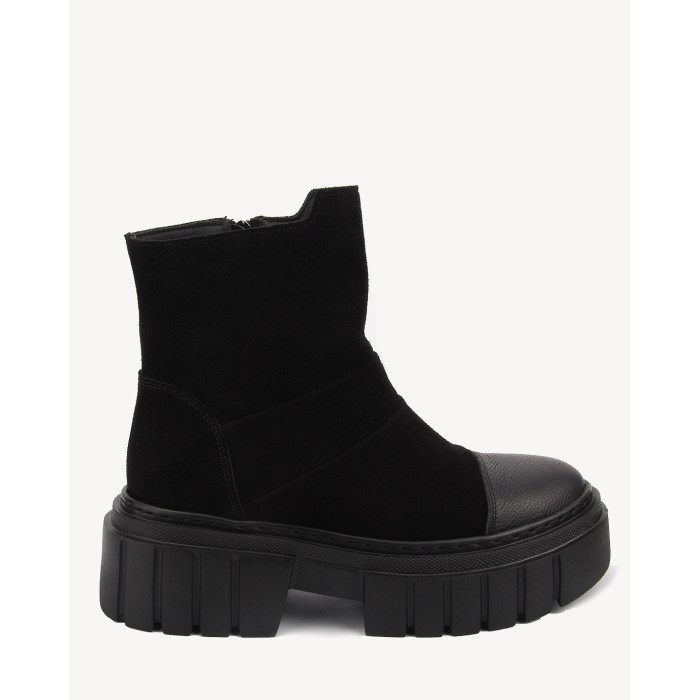 Czarne botki skórzane BOTIMO