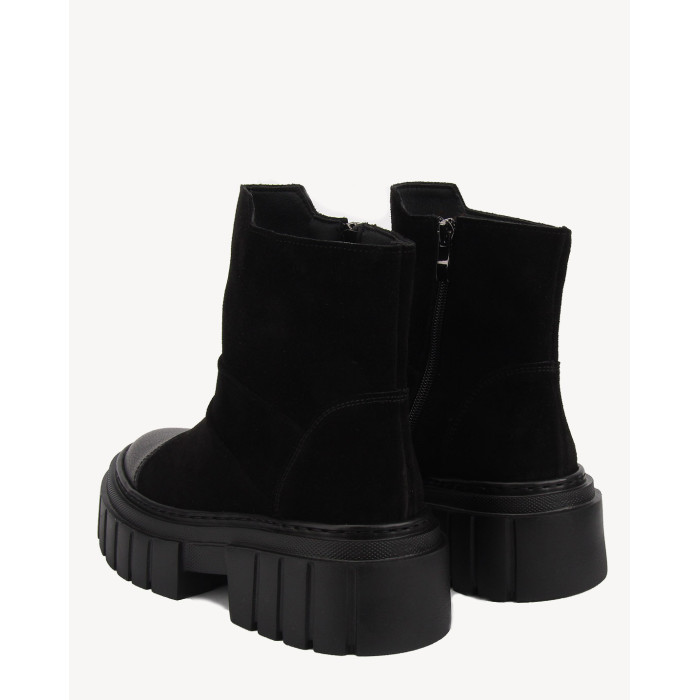 Czarne botki skórzane BOTIMO