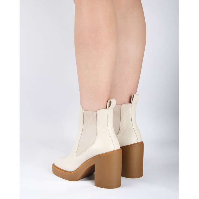Beżowe botki na obcasie ze skóry naturalnej BOTIMO