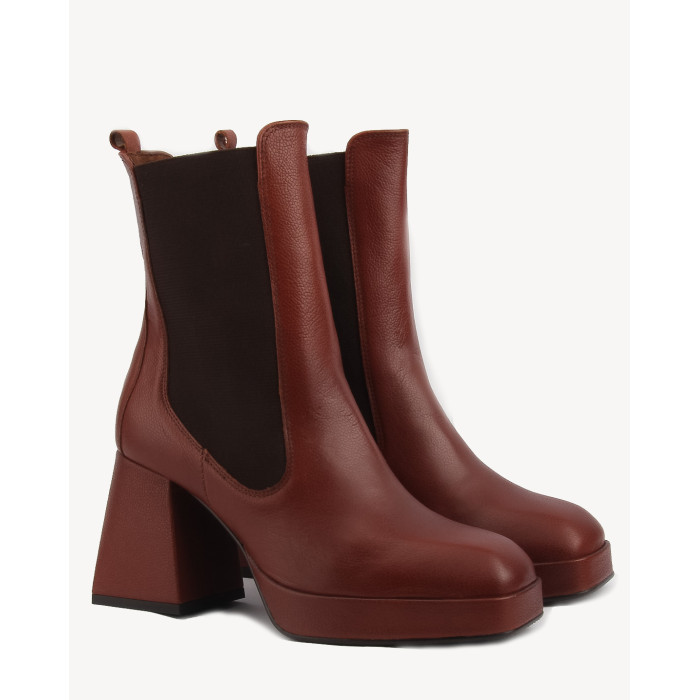 Brown leather heeled boots BOTIMO