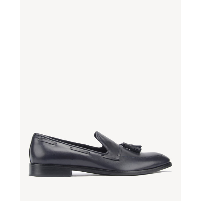 Granatowe mokasyny z frędzlem