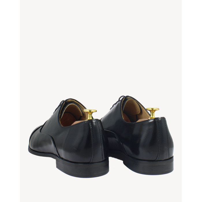 Black formal shoes on 2 cm sole