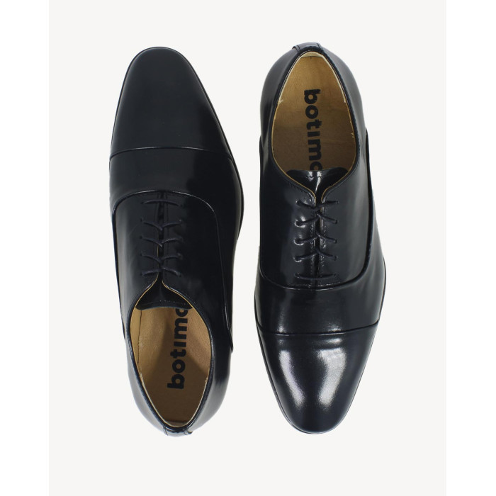 Black formal shoes on 2 cm sole
