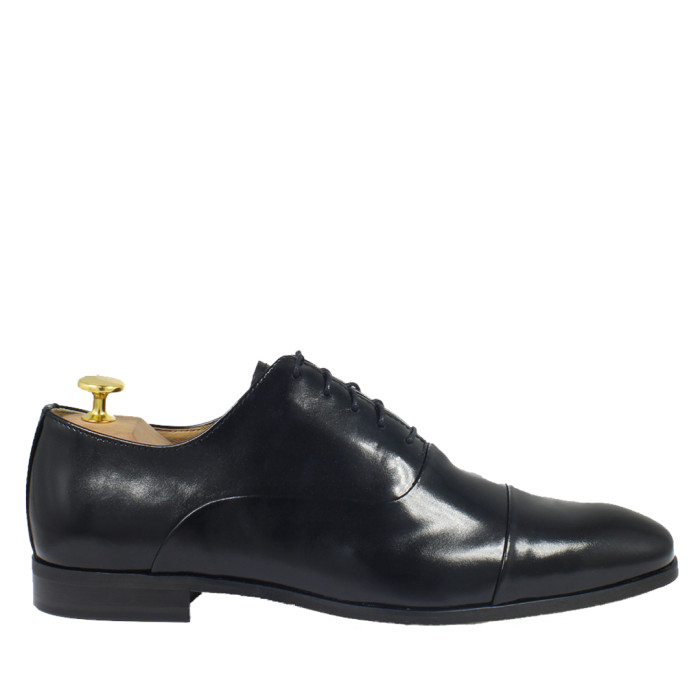 Black formal shoes on 2 cm sole