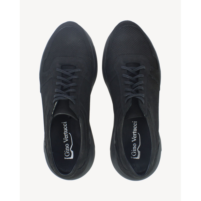 Czarne sneakersy na wysokiej podeszwie