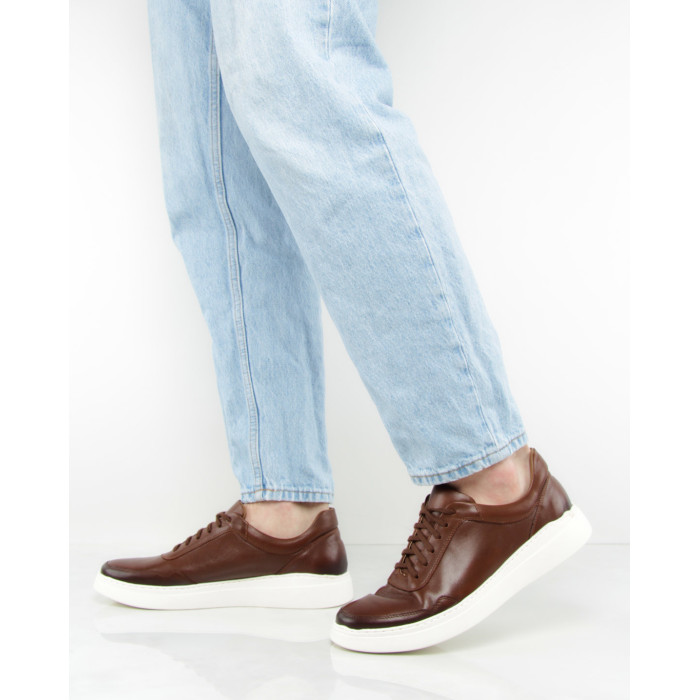 Brązowe trampki ze skóry licowej