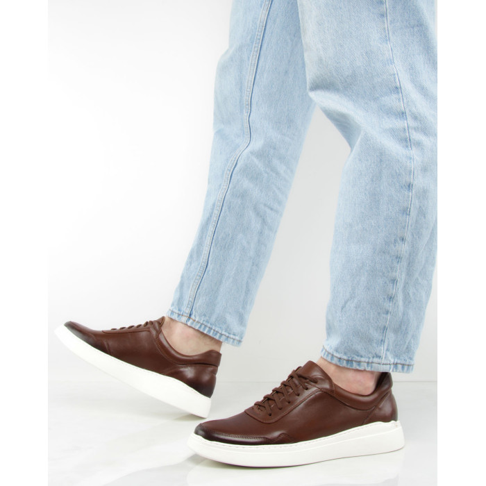 Brązowe trampki ze skóry licowej