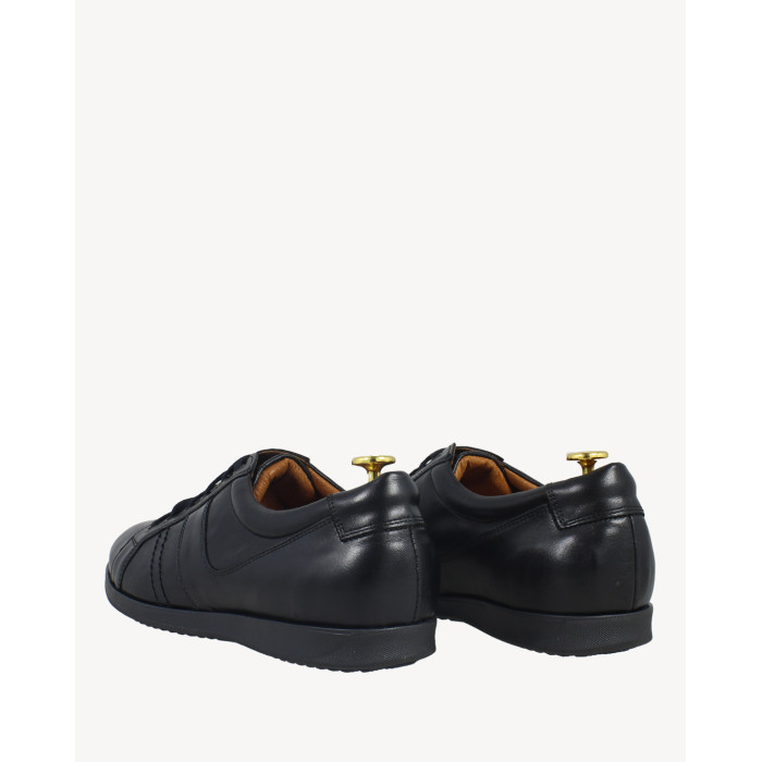 Sporty black men's half shoes grain leather