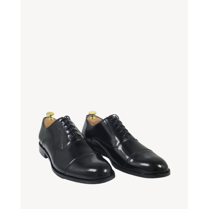 Black patent leather formal half shoes with 2 cm heels