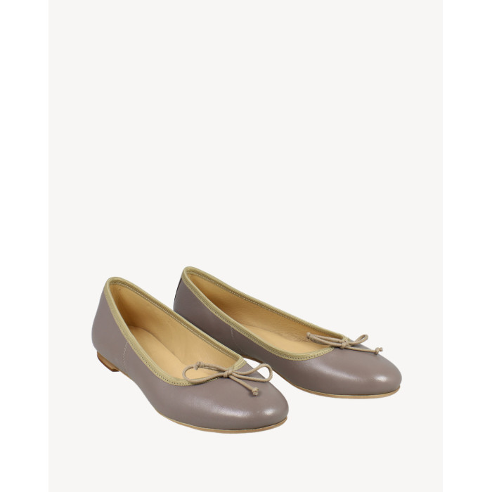 Dark beige comfortable ballerinas grain leather