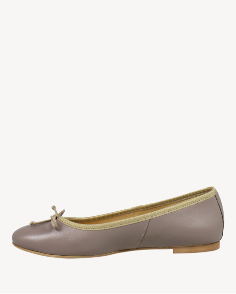 Dark beige comfortable ballerinas grain leather