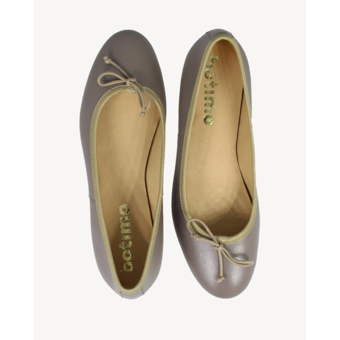 Dark beige comfortable ballerinas grain leather