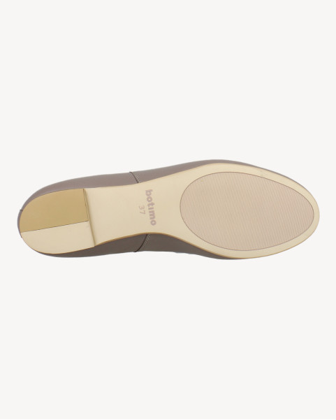 Dark beige comfortable ballerinas grain leather