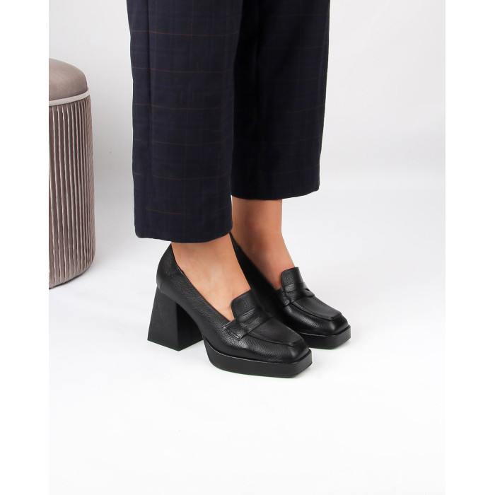 Czarne czółenka skórzane na 8cm klocku
