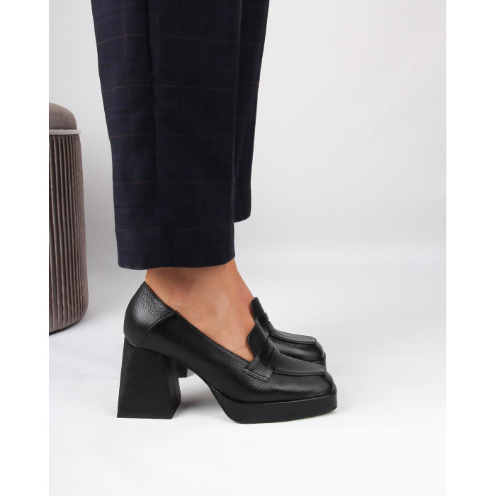 Czarne czółenka skórzane na 8cm klocku