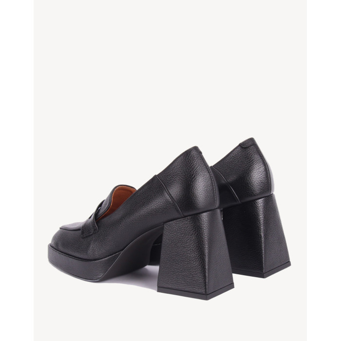 Czarne czółenka skórzane na 8cm klocku