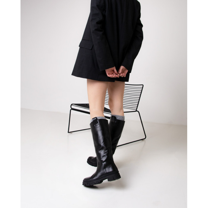 Czarne kozaki skórzane BOTIMO