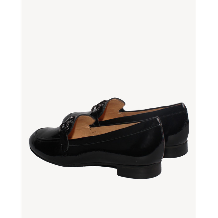 Czarne lordsy skóra lakierowana