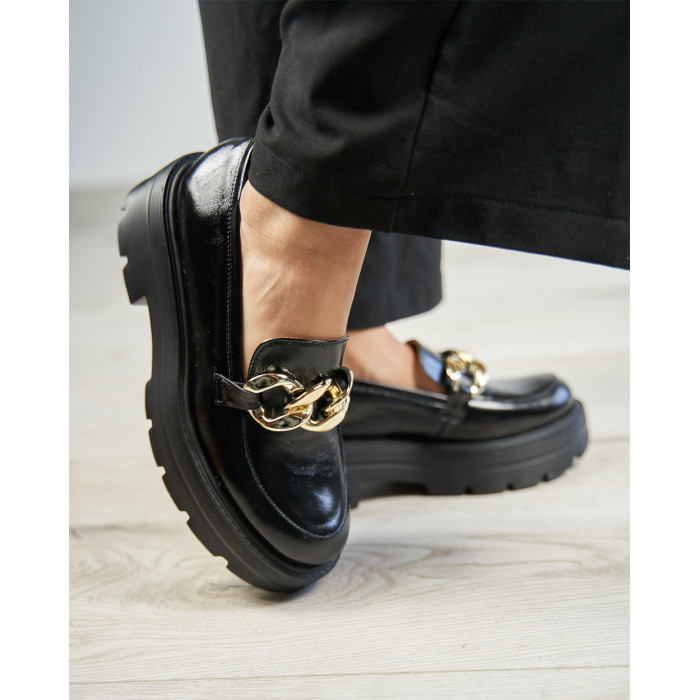 Czarne mokasyny na 2,5 cm platformie