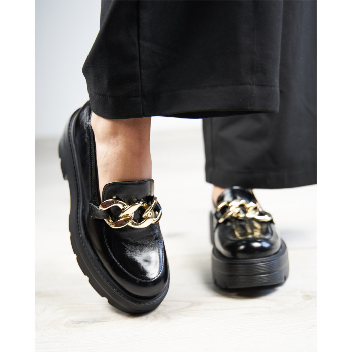 Czarne mokasyny na 2,5 cm platformie