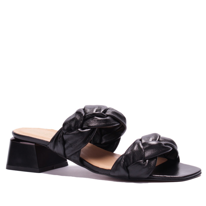 Czarne klapki na 3 cm obcasie skóra lico