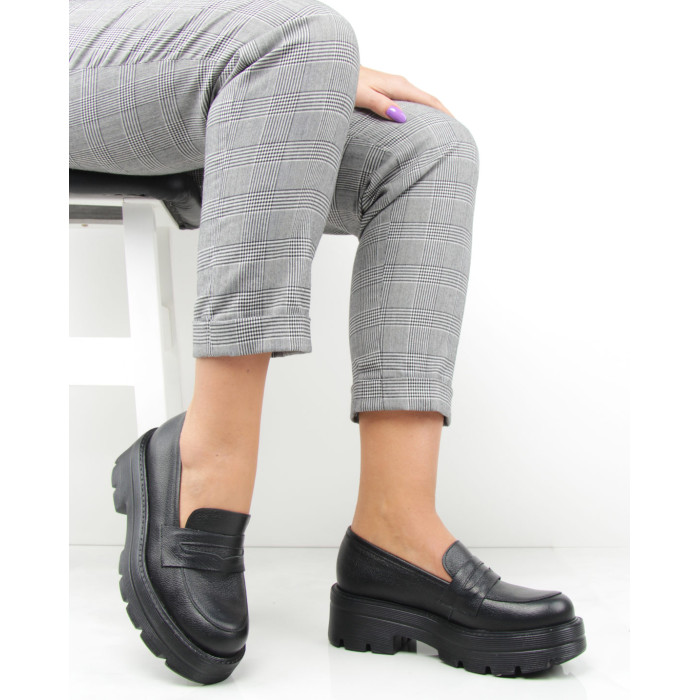 Czarne mokasyny na 5 cm platformie