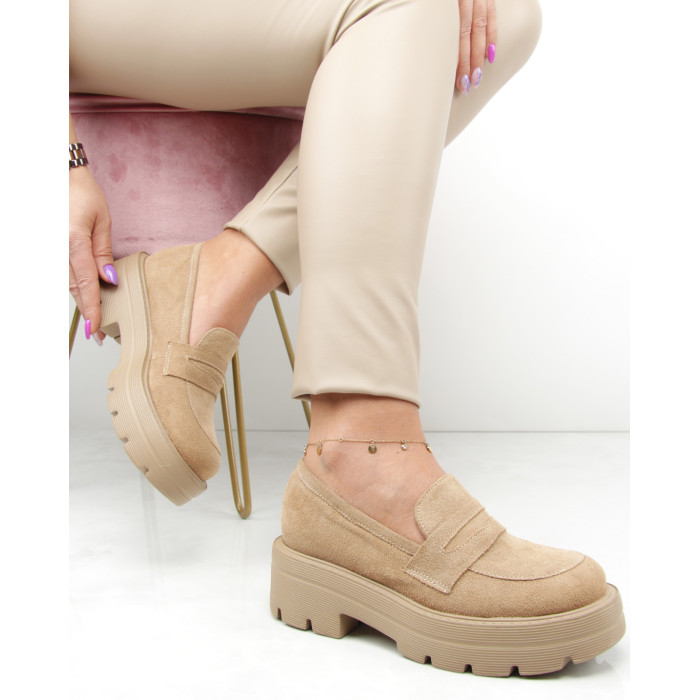 Beżowe mokasyny na 5 cm platformie