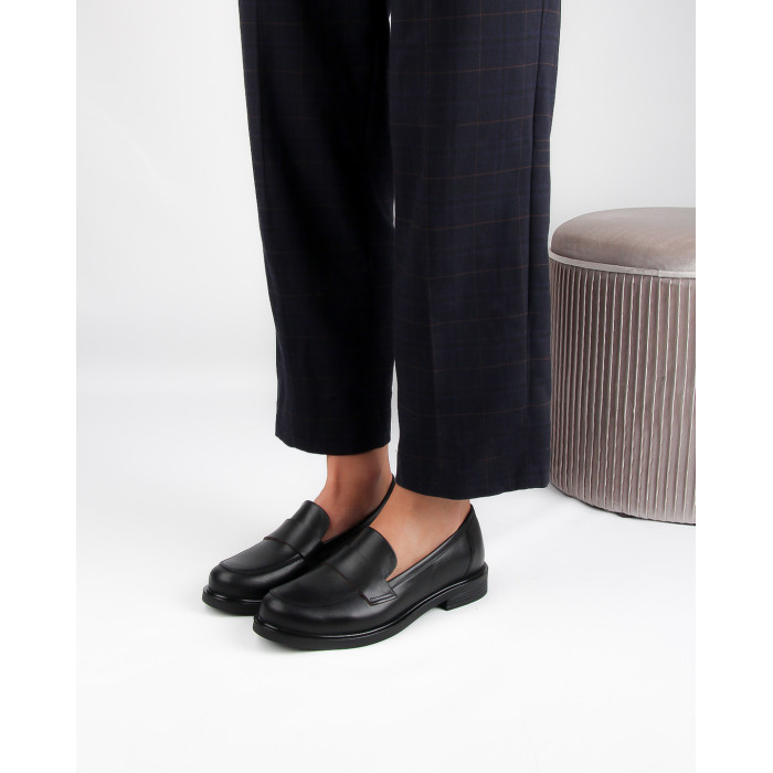 Czarne mokasyny skórzane BOTIMO