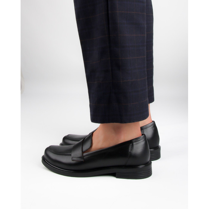 Czarne mokasyny skórzane BOTIMO