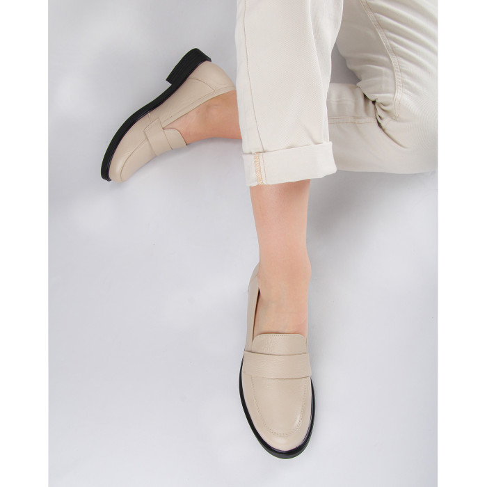 Beżowe mokasyny skórzane BOTIMO