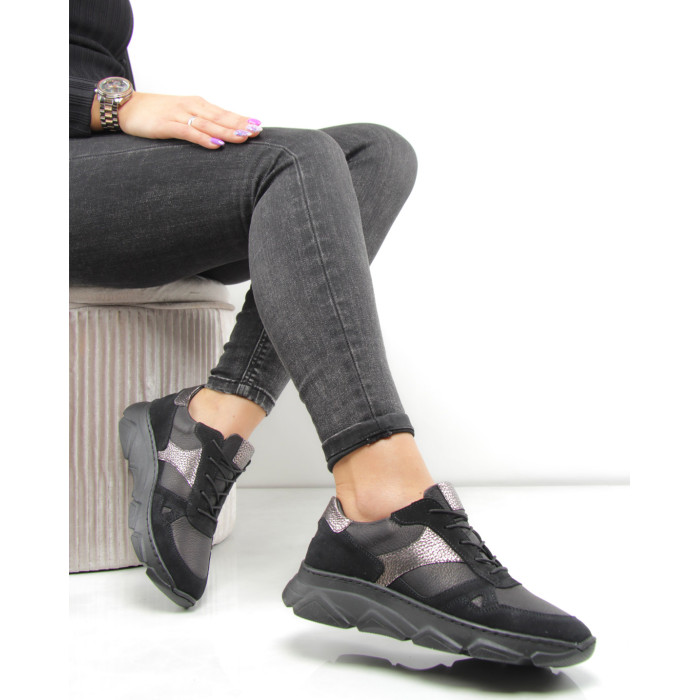 Czarne półbuty sportowe