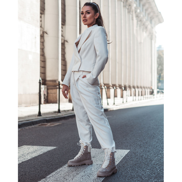 Beżowe botki ocieplane skóra welur