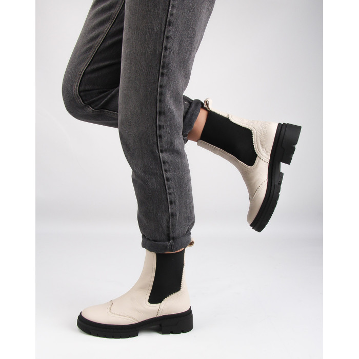 Beżowe sztyblety skóra licowa