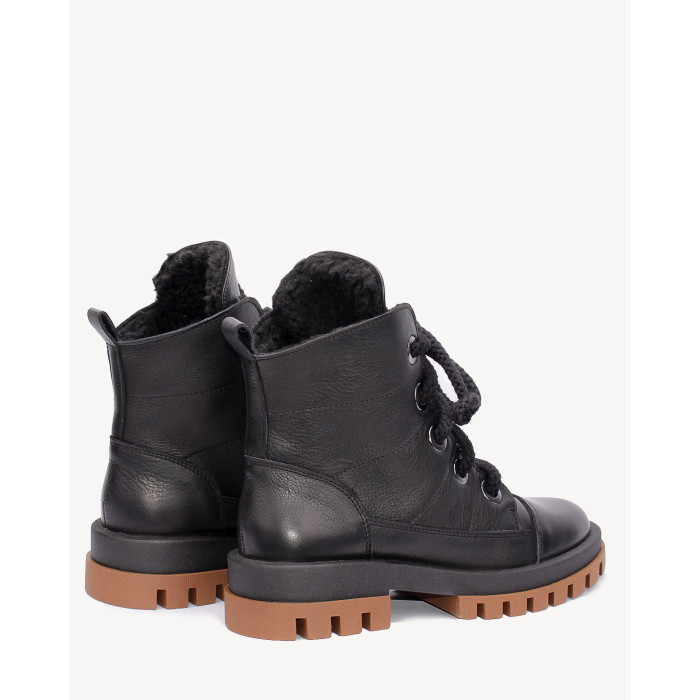 Czarne śniegowce ocieplane skóra licowa