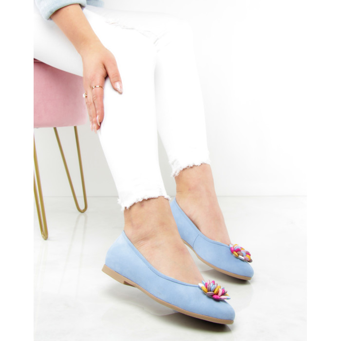 Lekkie błękitne baleriny skórzane
