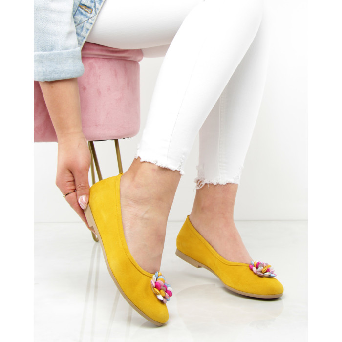 Lekkie żółte baleriny skórzane
