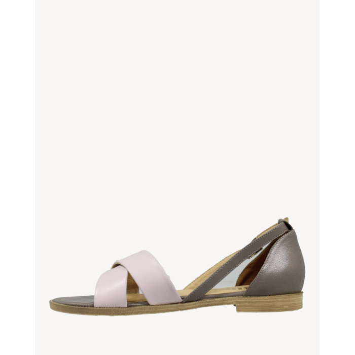 Różowe sandały skórzane