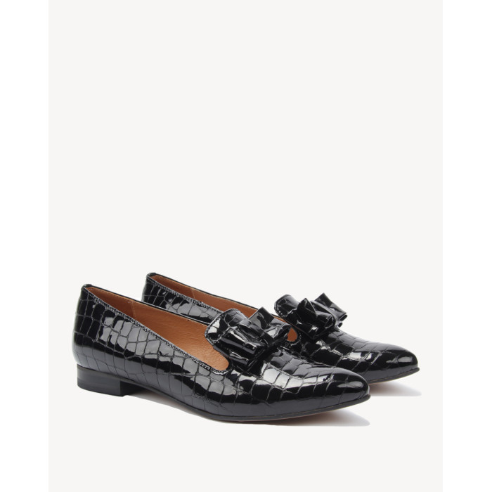 Black moccasins in patent leather imitation arch