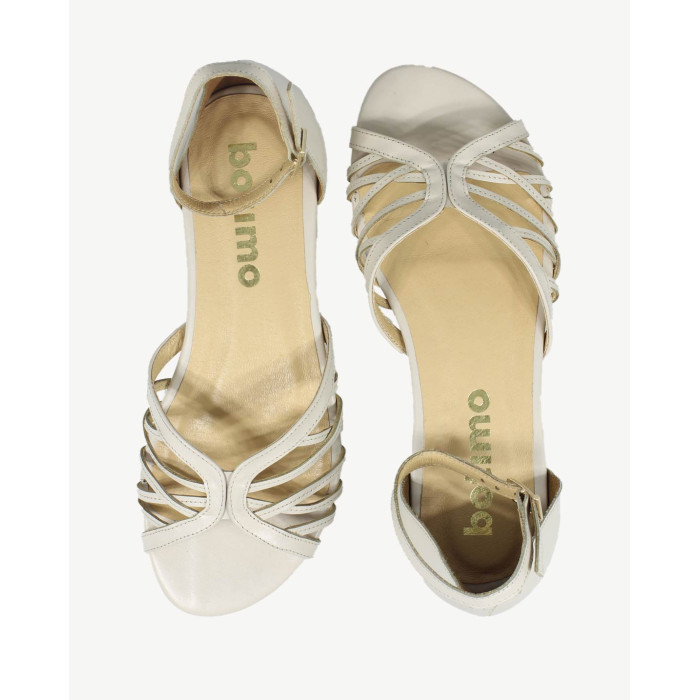 Beżowe sandały ze skóry naturalnej