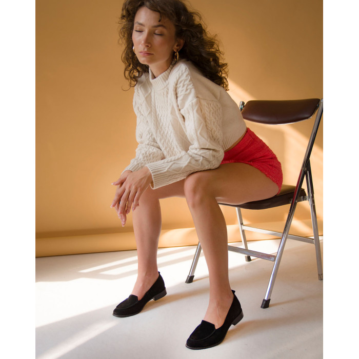 Czarne mokasyny welurowe na 2,5 cm obcasie