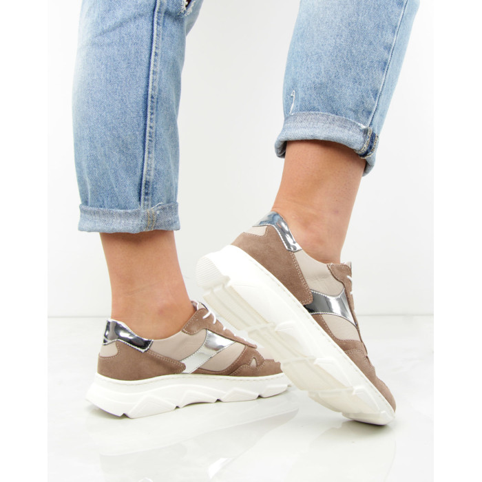 Beżowe półbuty sportowe