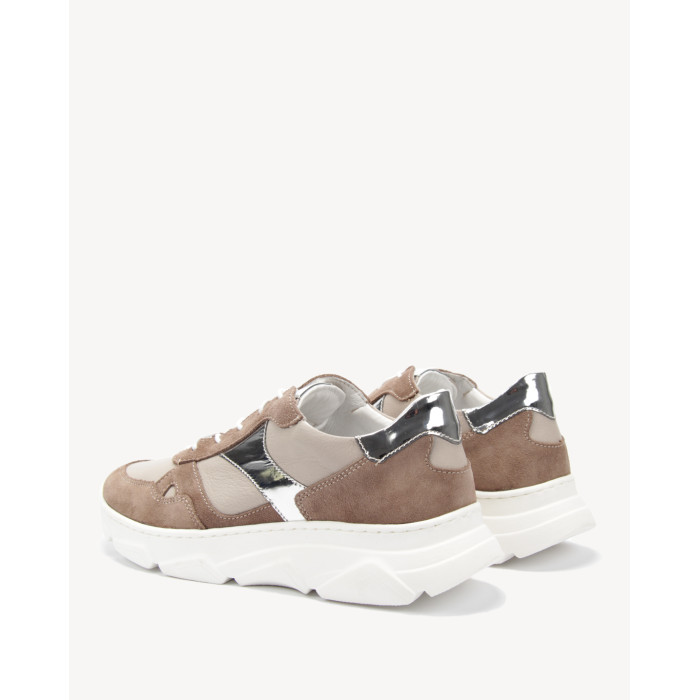 Beżowe półbuty sportowe