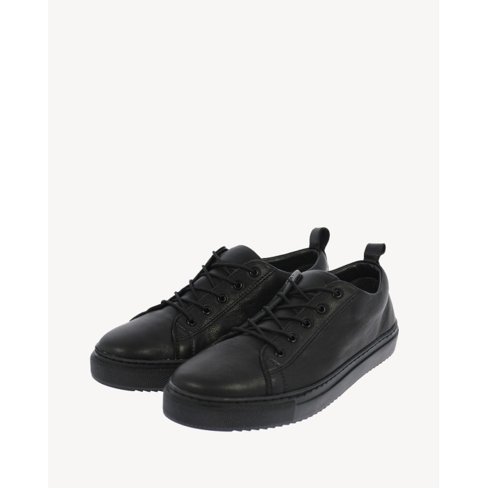 Czarne trampki KAMPA