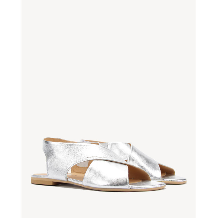 Silver flip-flops with flat sole