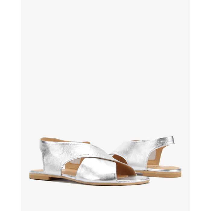 Silver flip-flops with flat sole