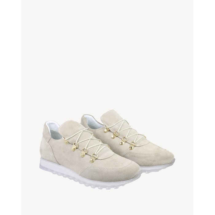 Beige sports shoes with rubber sole