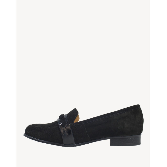 Black velour moccasins with 2 cm heel