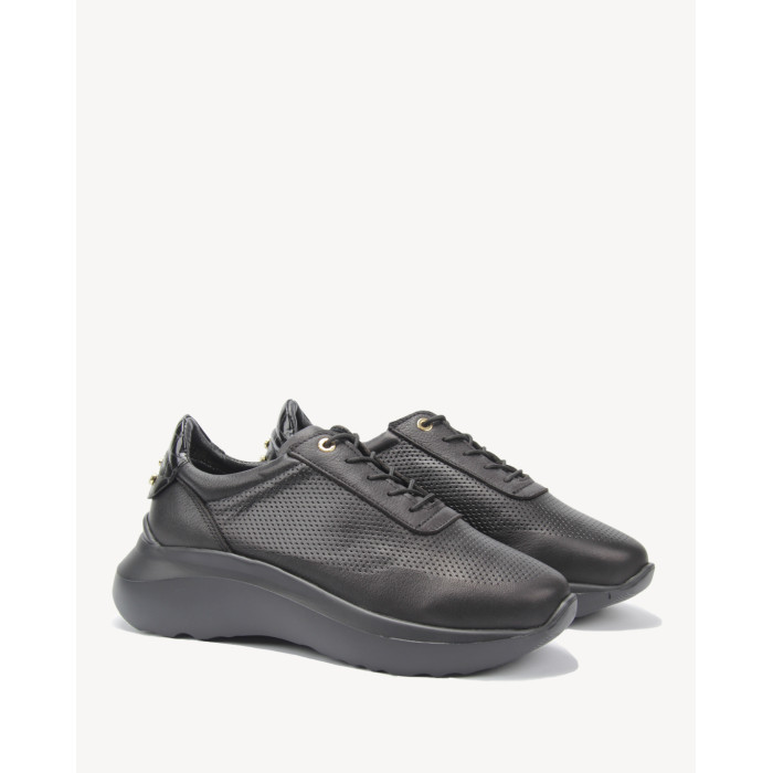 Black sport shoes with openwork upper grain leather