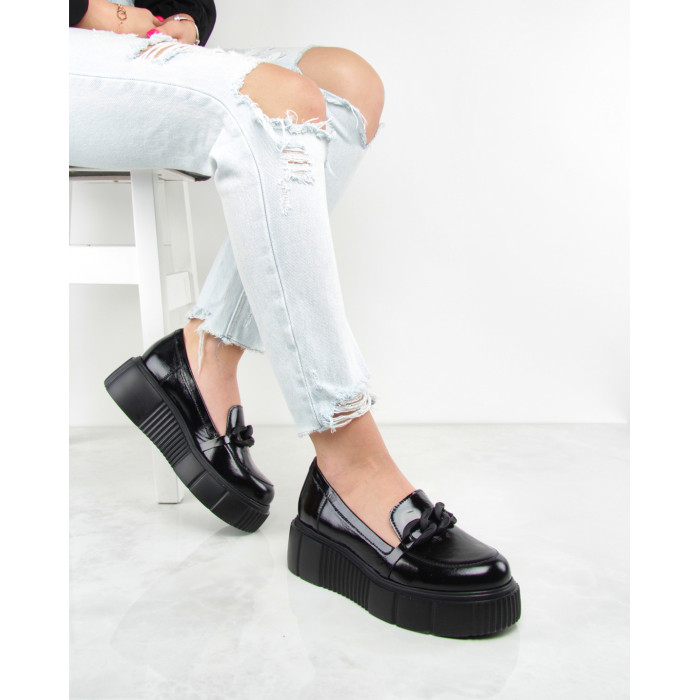 Black moccasins on 4.5 cm platform